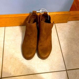SO ankle boots